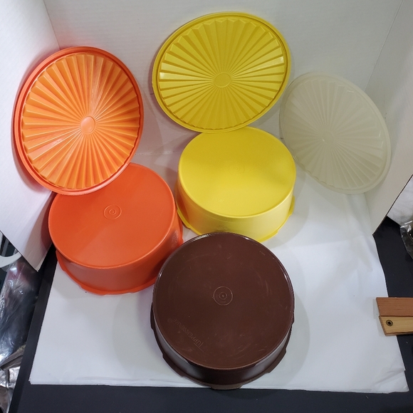 3 Round Tupperware Servalier Stacking Canister Sets 1 Brown 1 Orange 1 Yellow - Picture 5 of 13